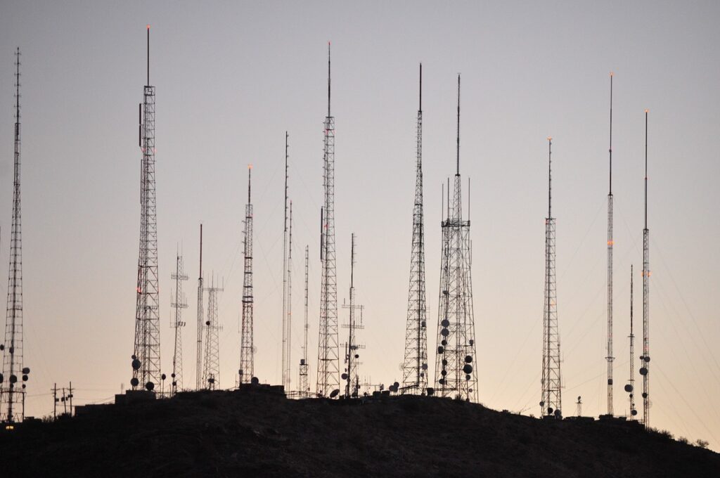 towers, radio tower, transmission tower-76511.jpg